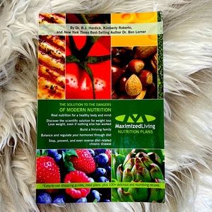 📚2 for$8📚 maximized living nutrition book